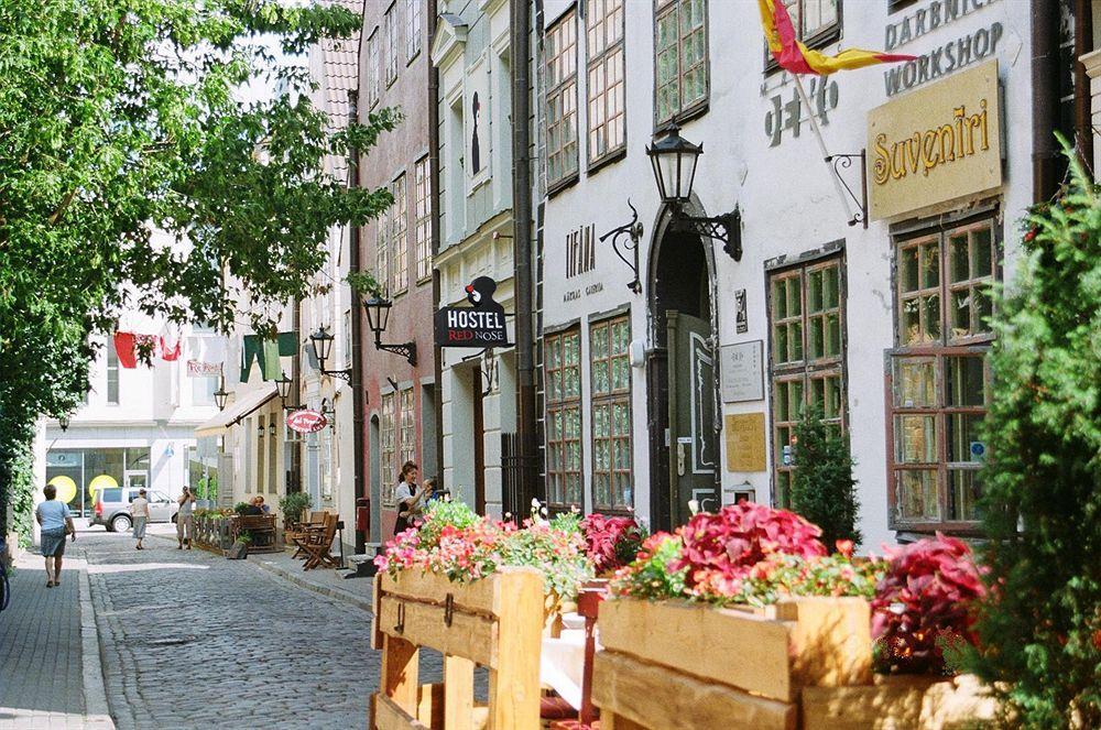 Red Nose Hostel With Self-Check In Riga Exterior photo