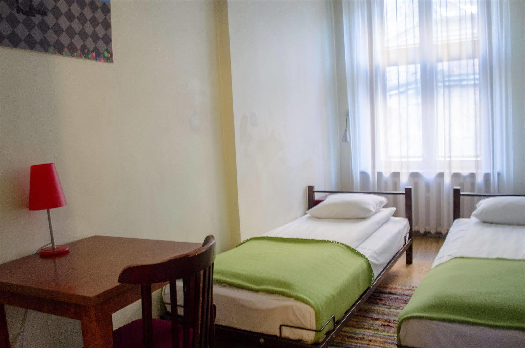 Red Nose Hostel With Self-Check In Riga Exterior photo